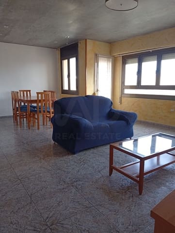 4 soveværelse Lejlighed til salg i Tarragona by - € 99.000 (Ref: 9991126)