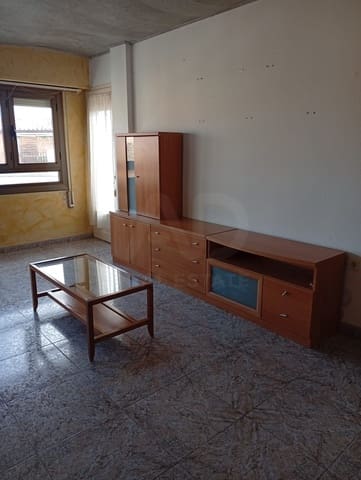 4 soveværelse Lejlighed til salg i Tarragona by - € 99.000 (Ref: 9991126)
