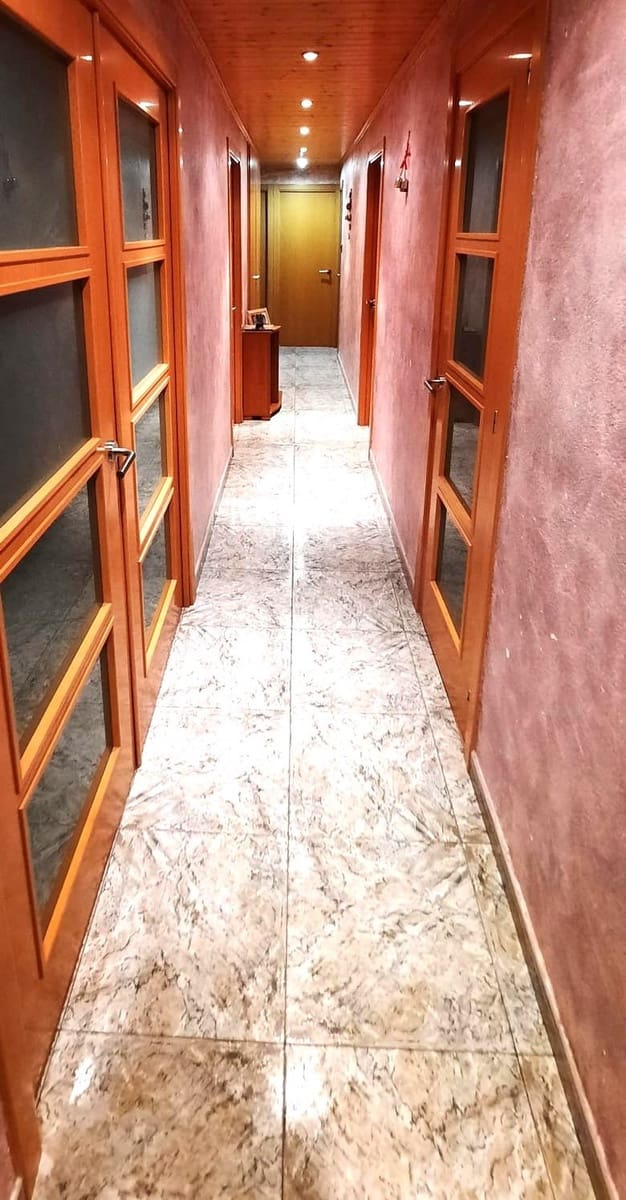 4 soverom Leilighet til salgs i Tarragona by - € 99 000 (Ref: 9991126)