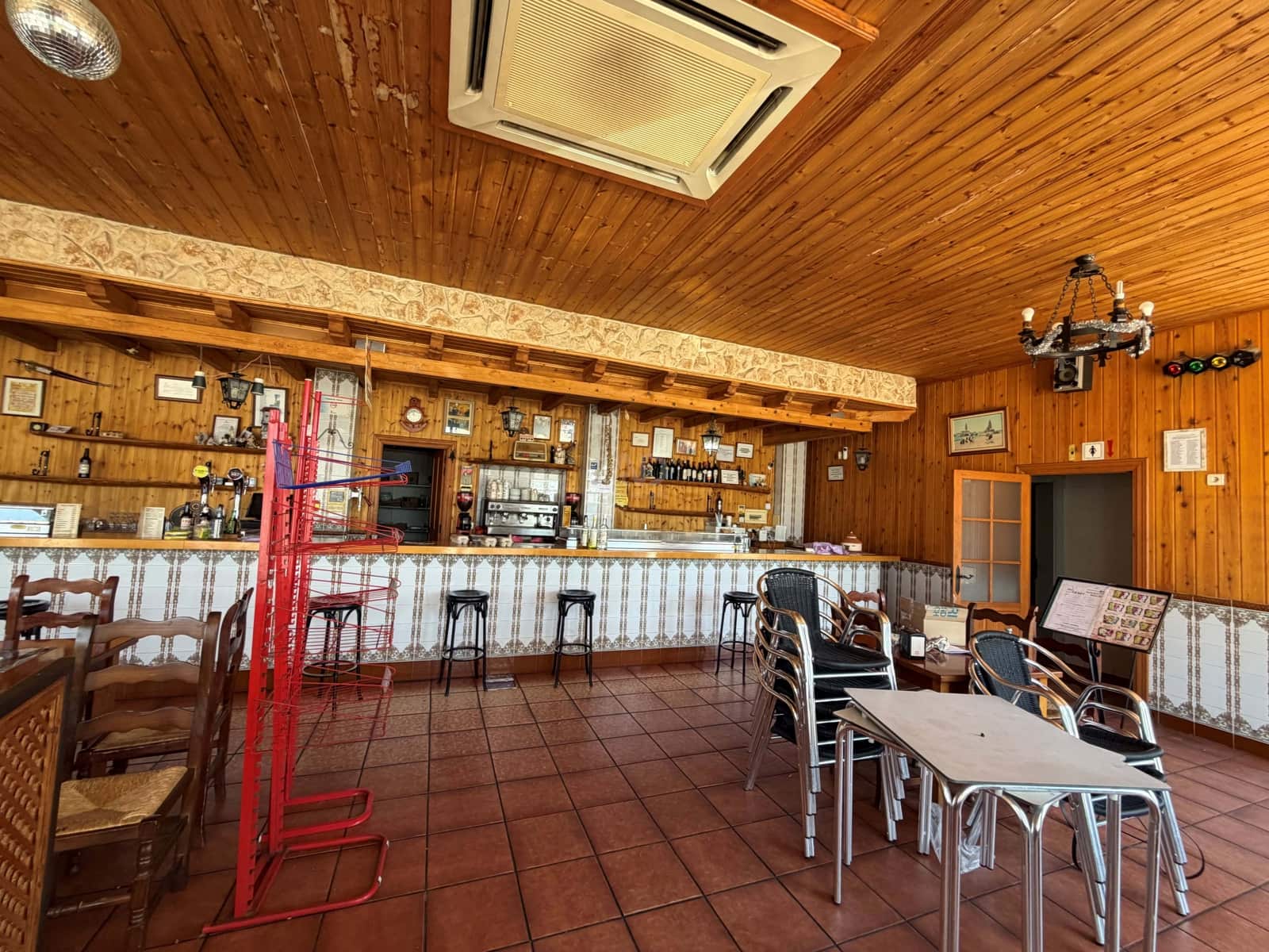 Erhverv til salg i Valladolid by - € 390.000 (Ref: 9991128)