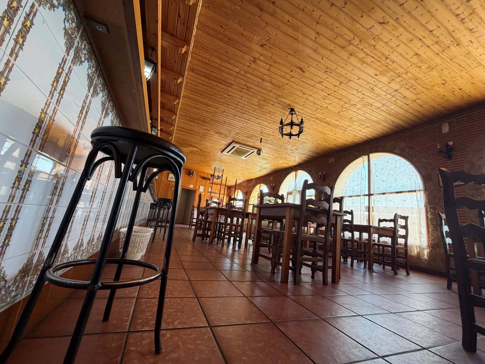 Erhverv til salg i Valladolid by - € 390.000 (Ref: 9991128)