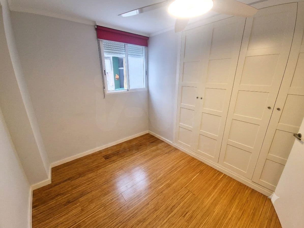 Apartamento de 3 habitaciones en Alicante / Alacant ciudad en venta - 390.000 € (Ref: 9991129)