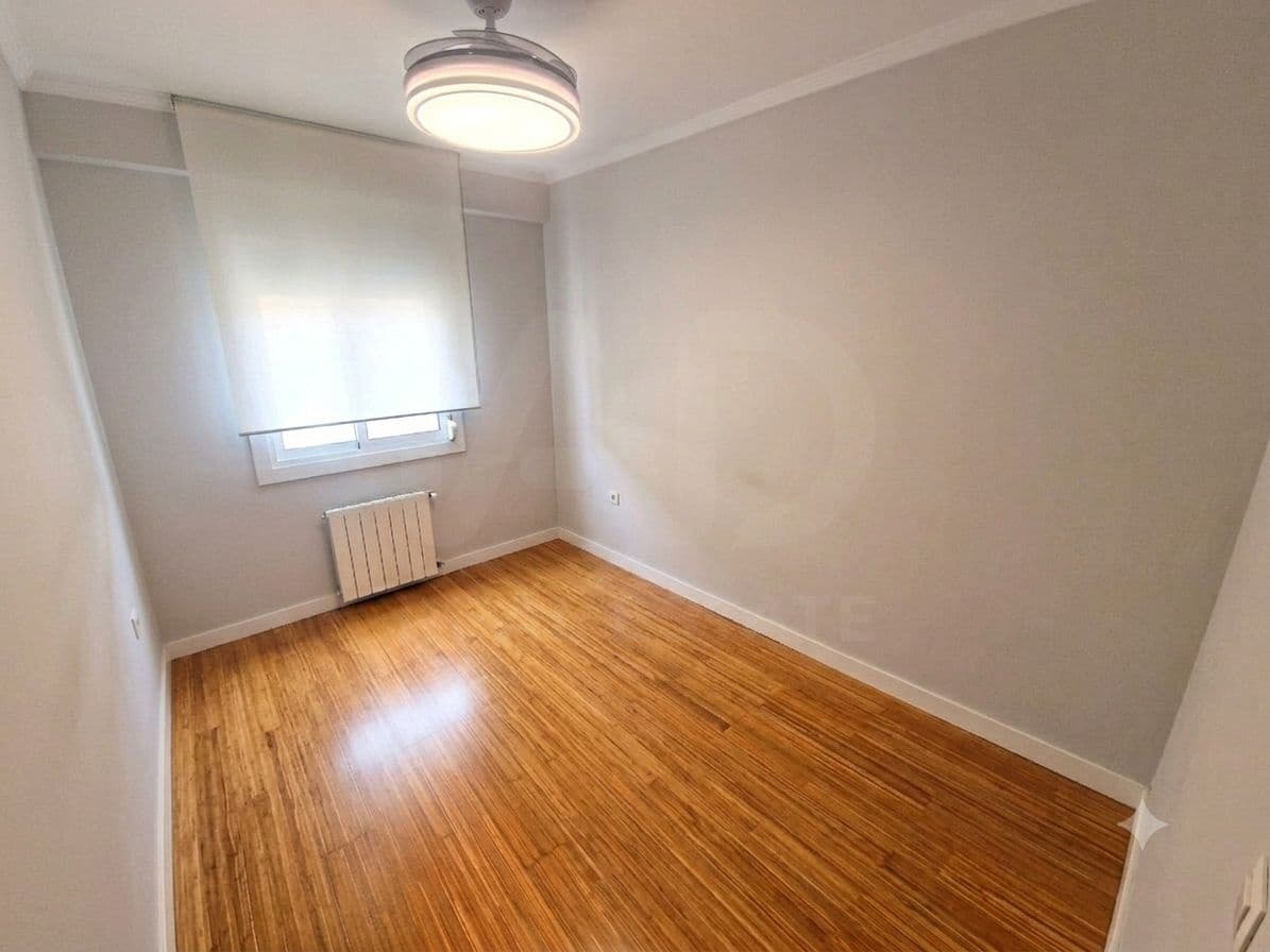 Apartamento de 3 habitaciones en Alicante / Alacant ciudad en venta - 390.000 € (Ref: 9991129)