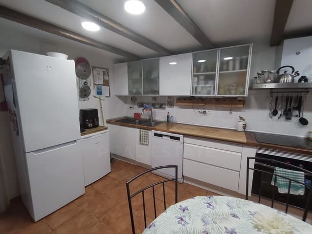 5 soverom Rekkehus til salgs i Tarragona by - € 129 900 (Ref: 9991130)
