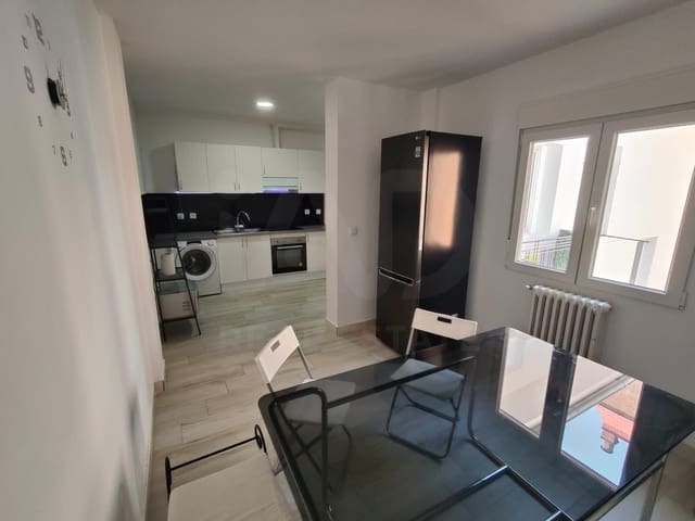 3 sovrum Lägenhet till salu i Valladolid stad - 162 000 € (Ref: 9991132)