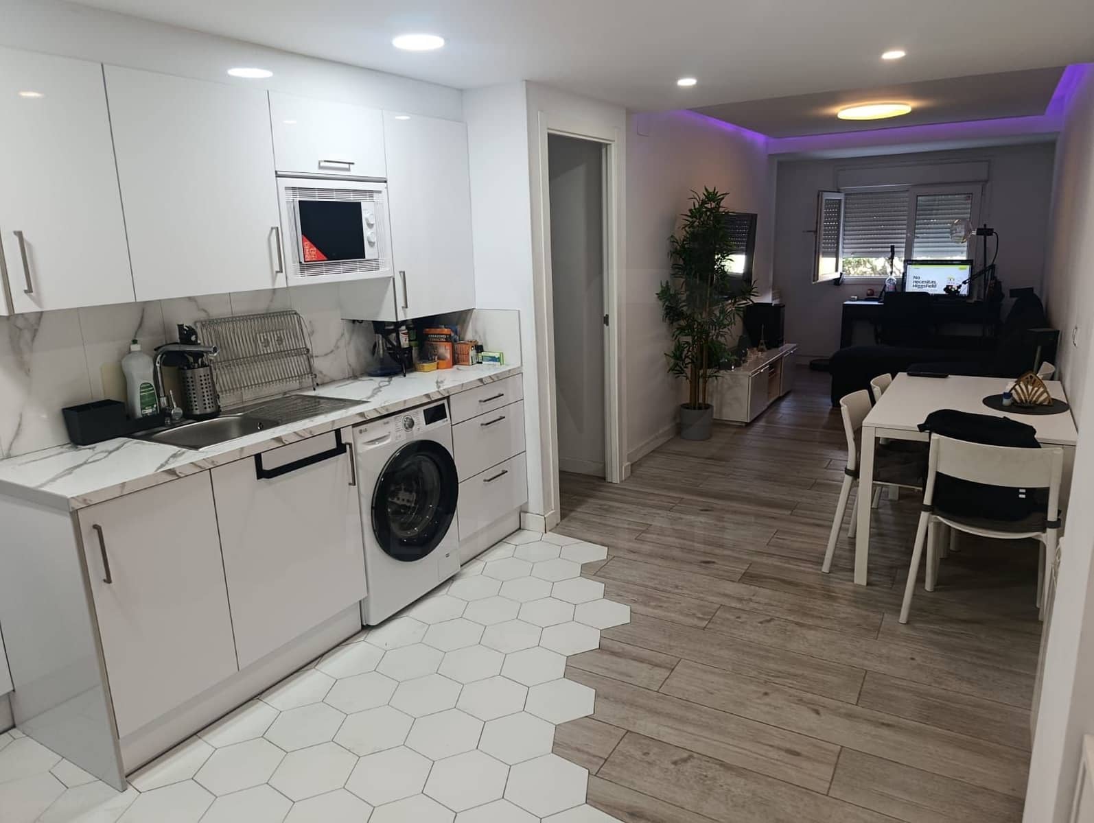 2 bedroom Apartment for sale in Zaragoza city - € 210,000 (Ref: 9991134)