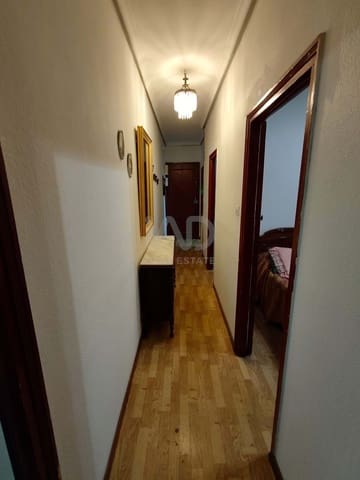 3 sovrum Lägenhet till salu i Valladolid stad - 92 000 € (Ref: 9991135)