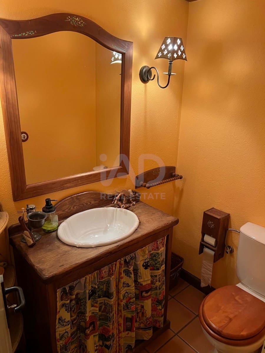 4 chambre Villa/Maison à vendre à Valladolid ville avec garage - 437 000 € (Ref: 9991136)