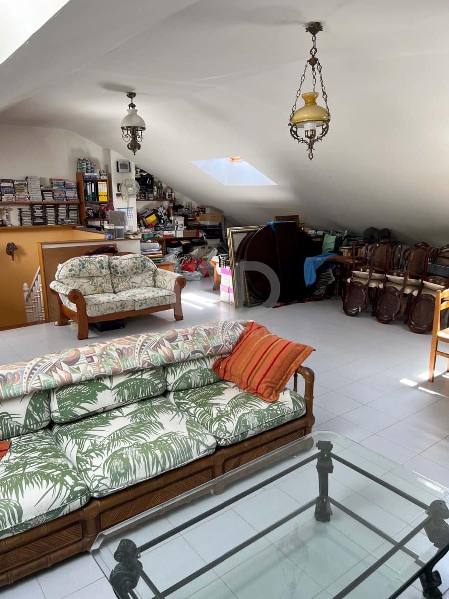 4 chambre Villa/Maison à vendre à Valladolid ville avec garage - 437 000 € (Ref: 9991136)
