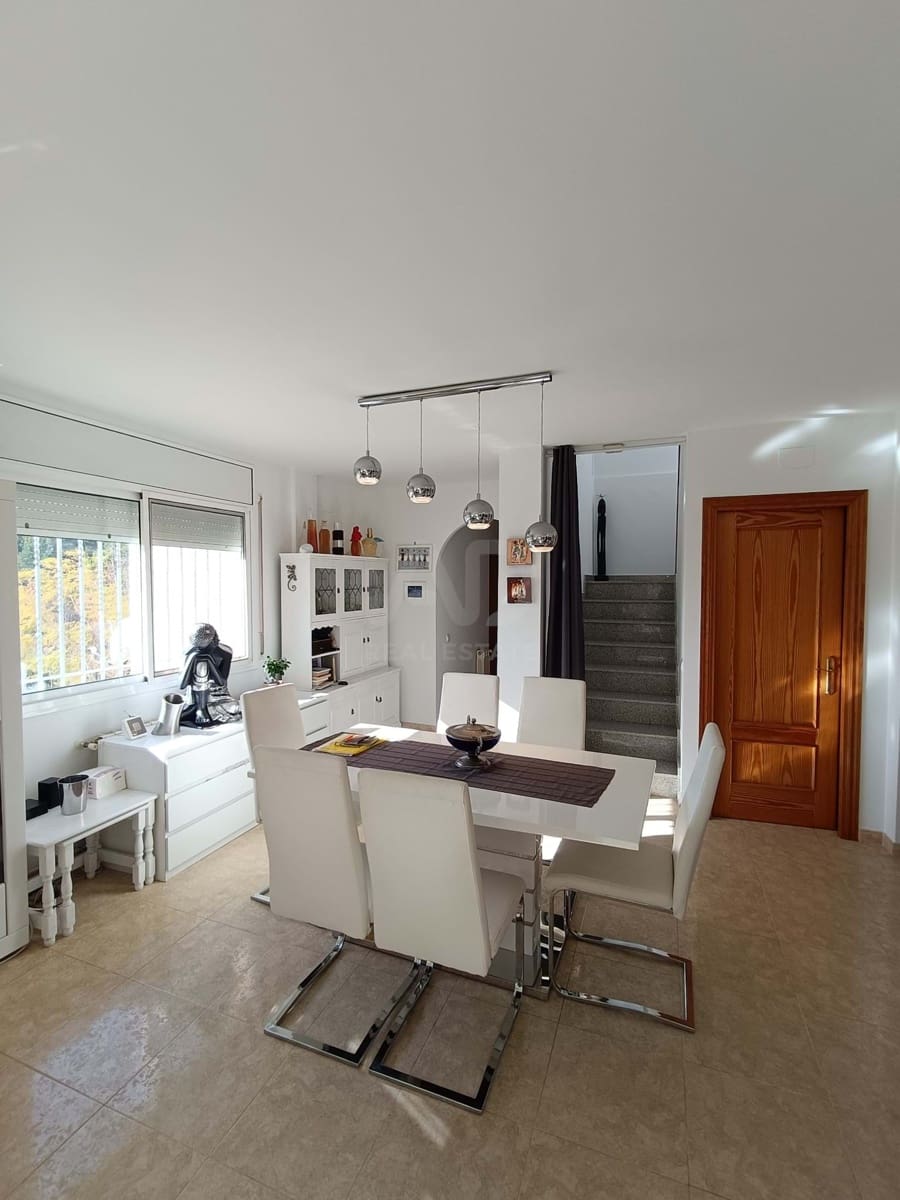 4 makuuhuone Huvila myytävänä paikassa Sant Jordi d'Alfama mukana uima-altaan - 495 000 € (Ref: 9991137)