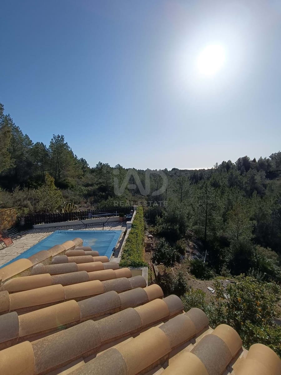 4 makuuhuone Huvila myytävänä paikassa Sant Jordi d'Alfama mukana uima-altaan - 495 000 € (Ref: 9991137)