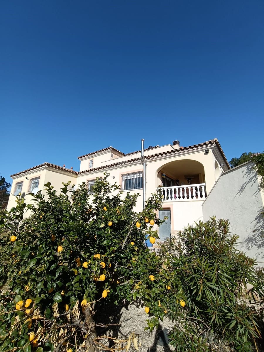 4 makuuhuone Huvila myytävänä paikassa Sant Jordi d'Alfama mukana uima-altaan - 495 000 € (Ref: 9991137)