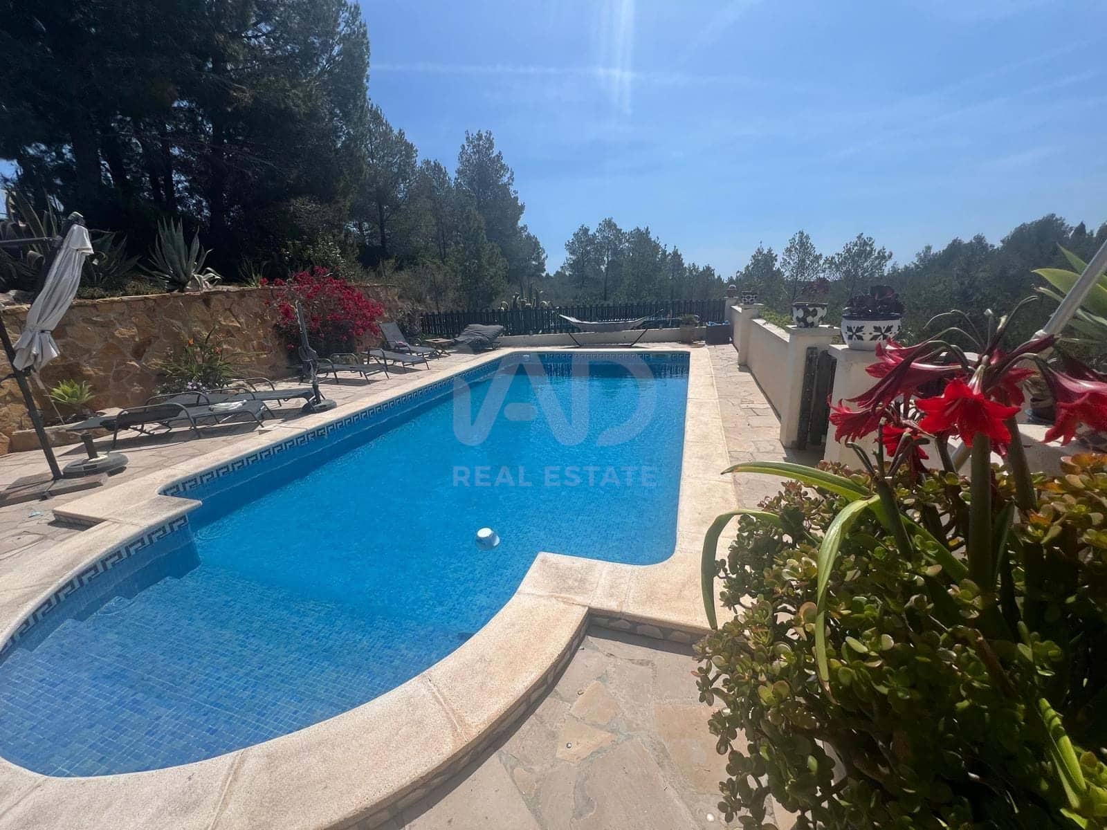 4 makuuhuone Huvila myytävänä paikassa Sant Jordi d'Alfama mukana uima-altaan - 495 000 € (Ref: 9991137)