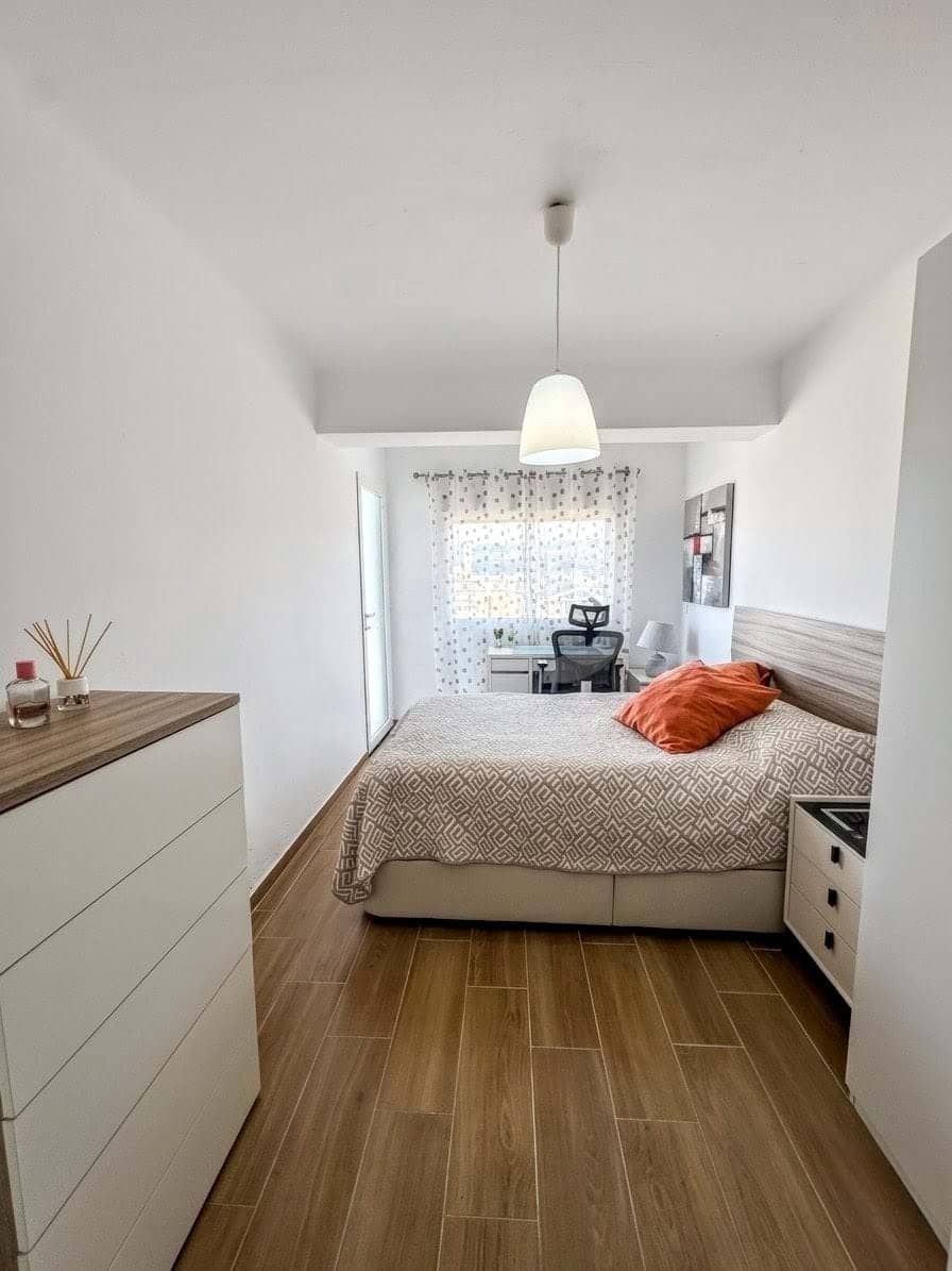 Apartamento de 4 habitaciones en Tarragona ciudad en venta - 125.500 € (Ref: 9991139)