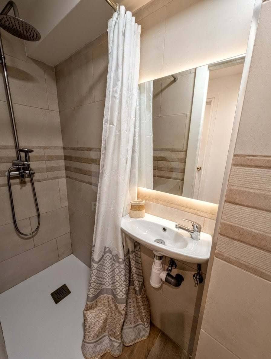 Apartamento de 4 habitaciones en Tarragona ciudad en venta - 125.500 € (Ref: 9991139)