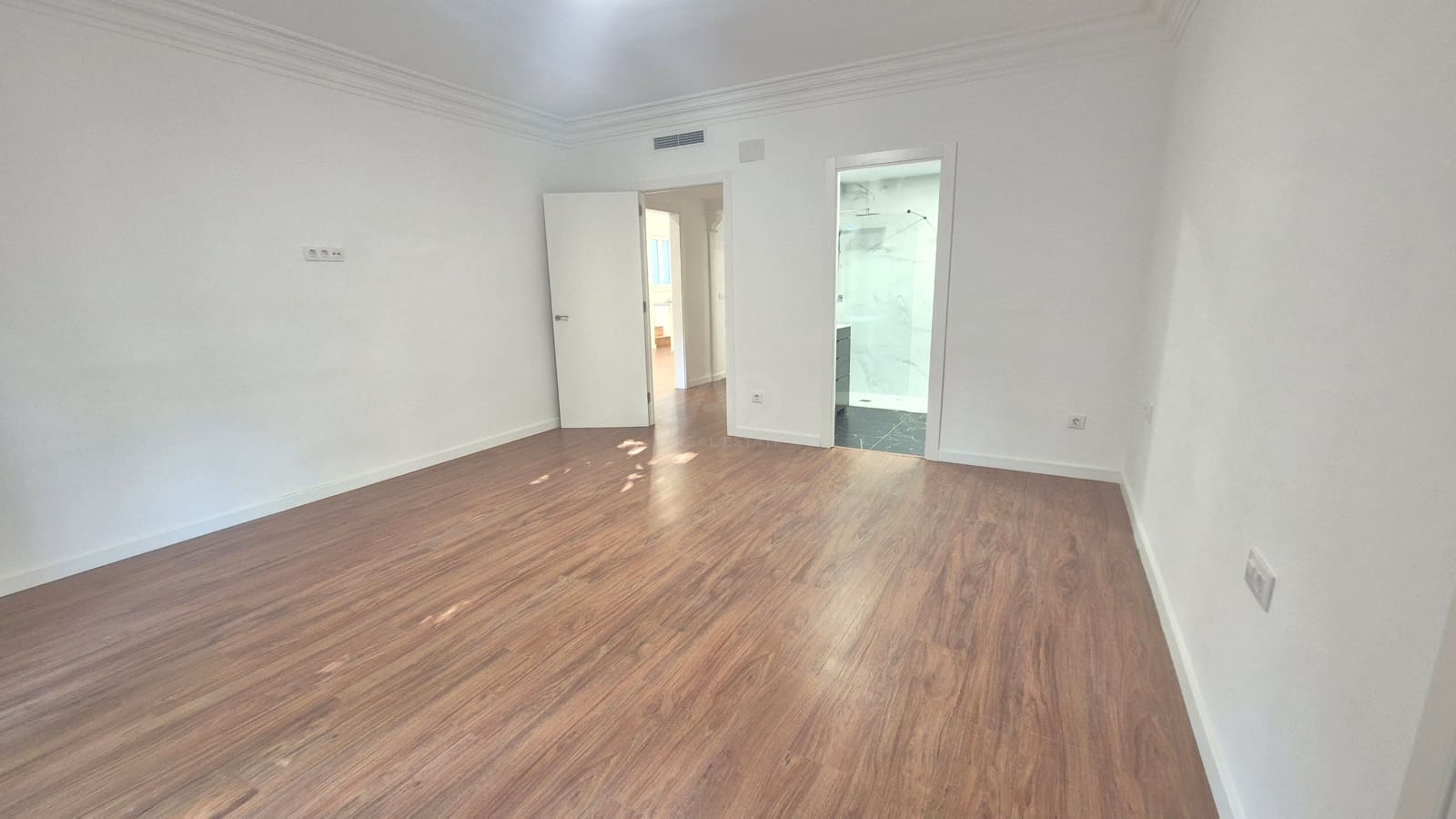 3 bedroom Apartment for sale in Tarragona city - € 315,000 (Ref: 9991142)