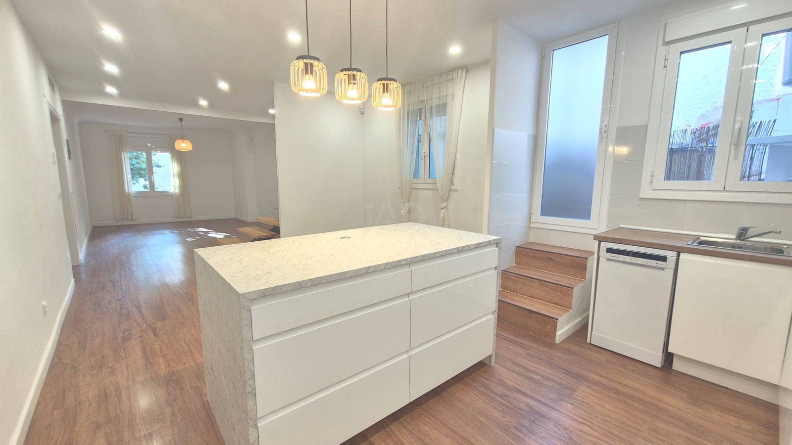 3 bedroom Apartment for sale in Tarragona city - € 315,000 (Ref: 9991142)