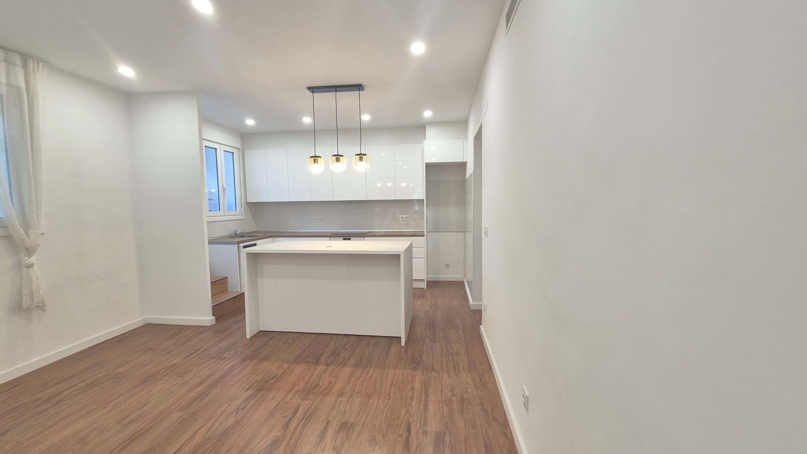 3 bedroom Apartment for sale in Tarragona city - € 315,000 (Ref: 9991142)