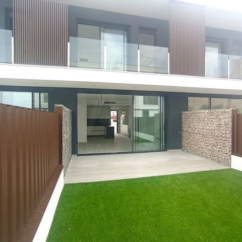 Adosado de 3 habitaciones en Tarragona ciudad en venta con piscina garaje - 525.000 € (Ref: 9991145)