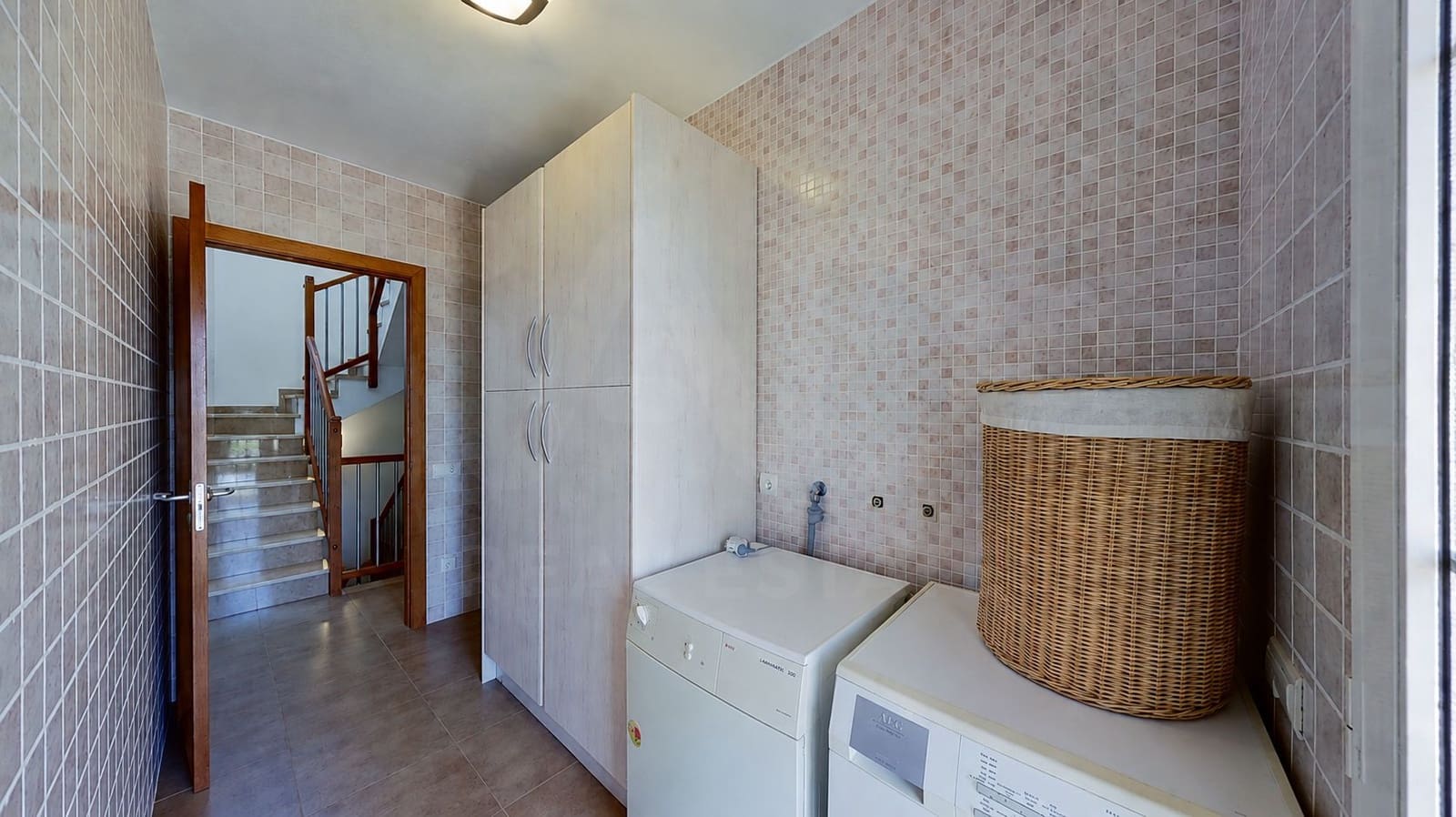5 soverom Villa til salgs i Roda de Bara med garasje - € 460 000 (Ref: 9991147)