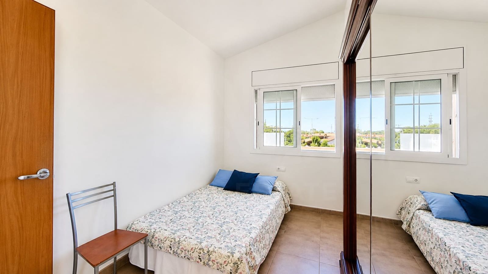 5 soverom Villa til salgs i Roda de Bara med garasje - € 460 000 (Ref: 9991147)