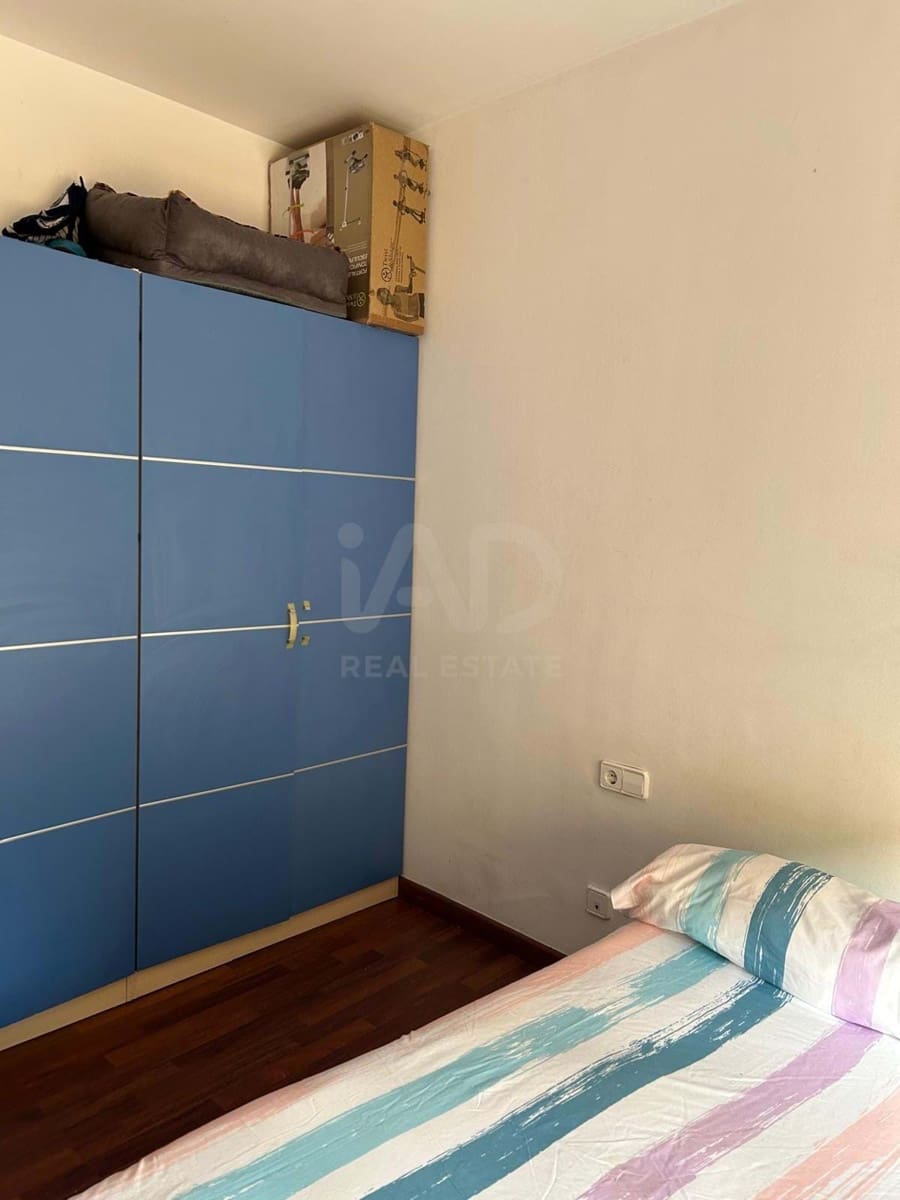 3 bedroom Apartment for sale in Tarragona city - € 99,000 (Ref: 9991148)