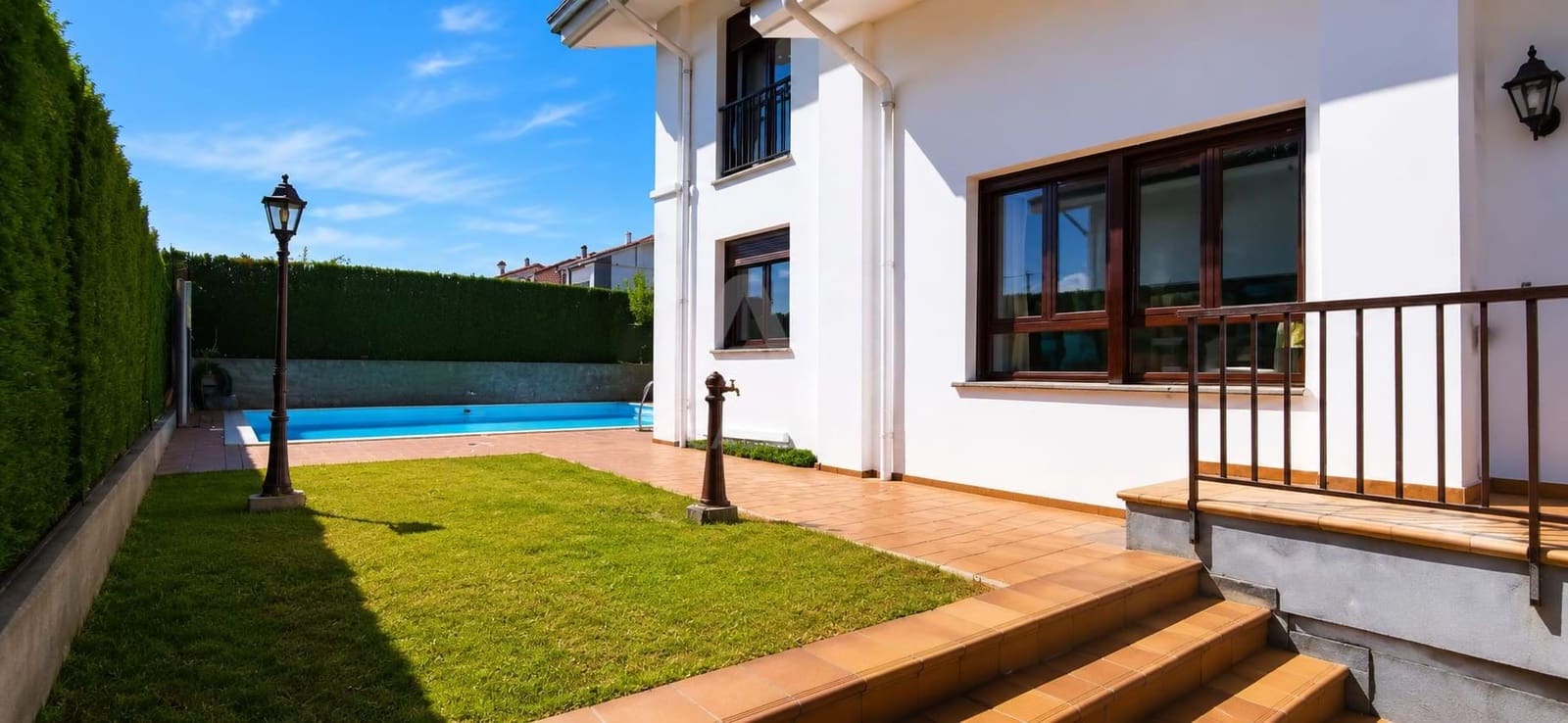 4 quarto Casa em Banda para venda em Ajo com piscina garagem - 490 000 € (Ref: 9991149)