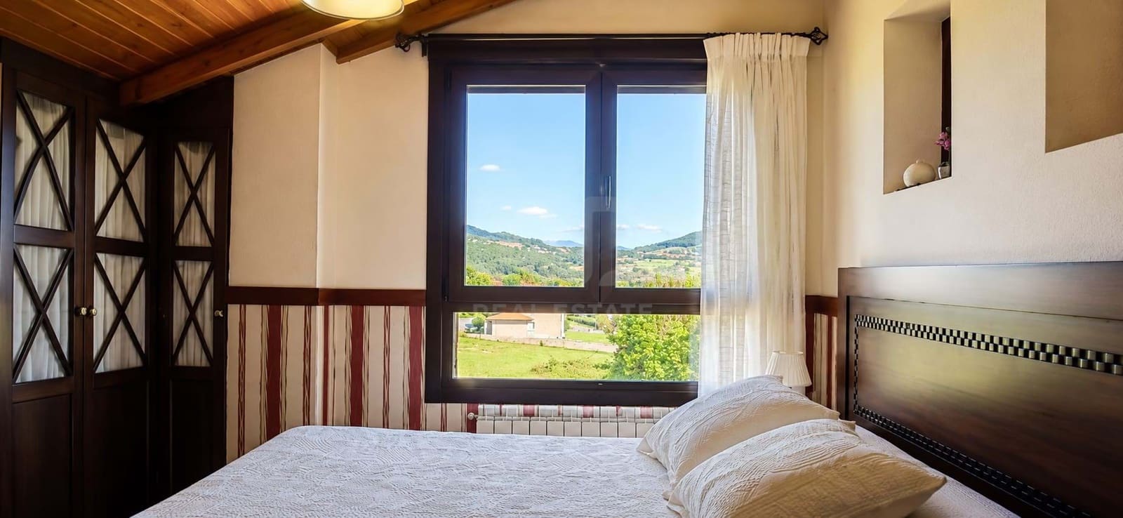 4 quarto Casa em Banda para venda em Ajo com piscina garagem - 490 000 € (Ref: 9991149)