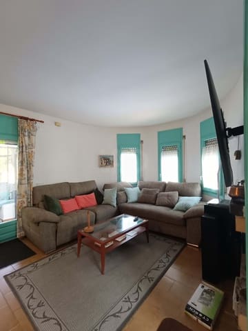 4 soveværelse Villa til salg i L'Ametlla de Mar med swimmingpool - € 345.000 (Ref: 9991152)