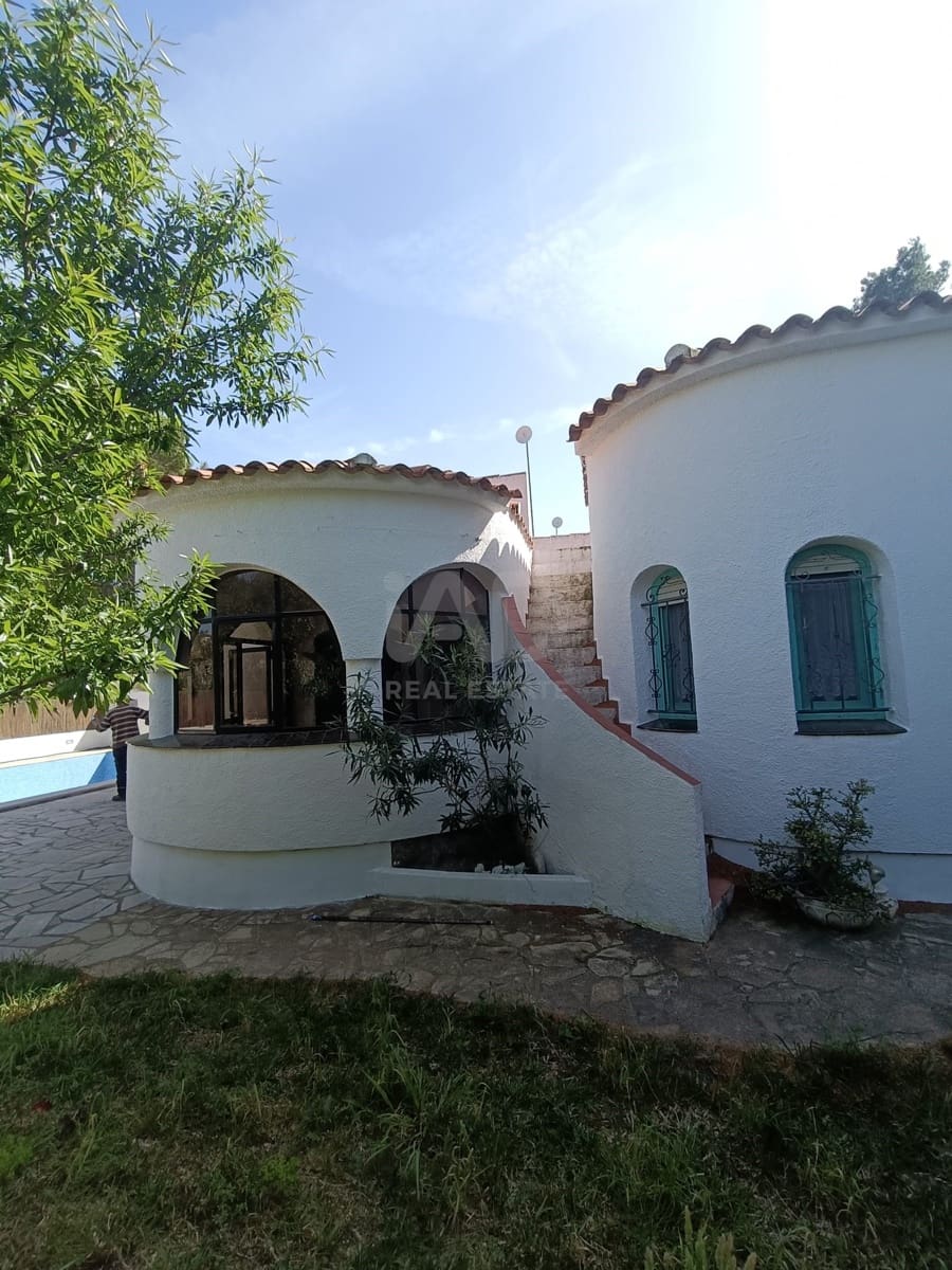 4 quarto Moradia para venda em L'Ametlla de Mar com piscina - 345 000 € (Ref: 9991152)