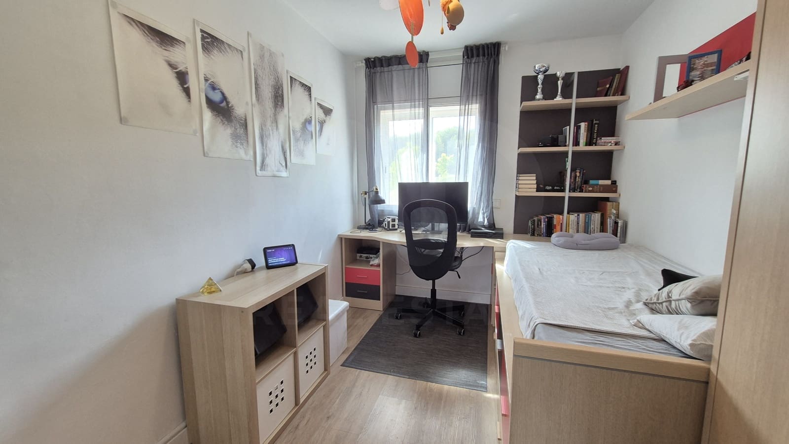 Omakotitalo myytävänä paikassa El Vendrell mukana uima-altaan 
autotalli - 420 000 € (Ref: 9991155)