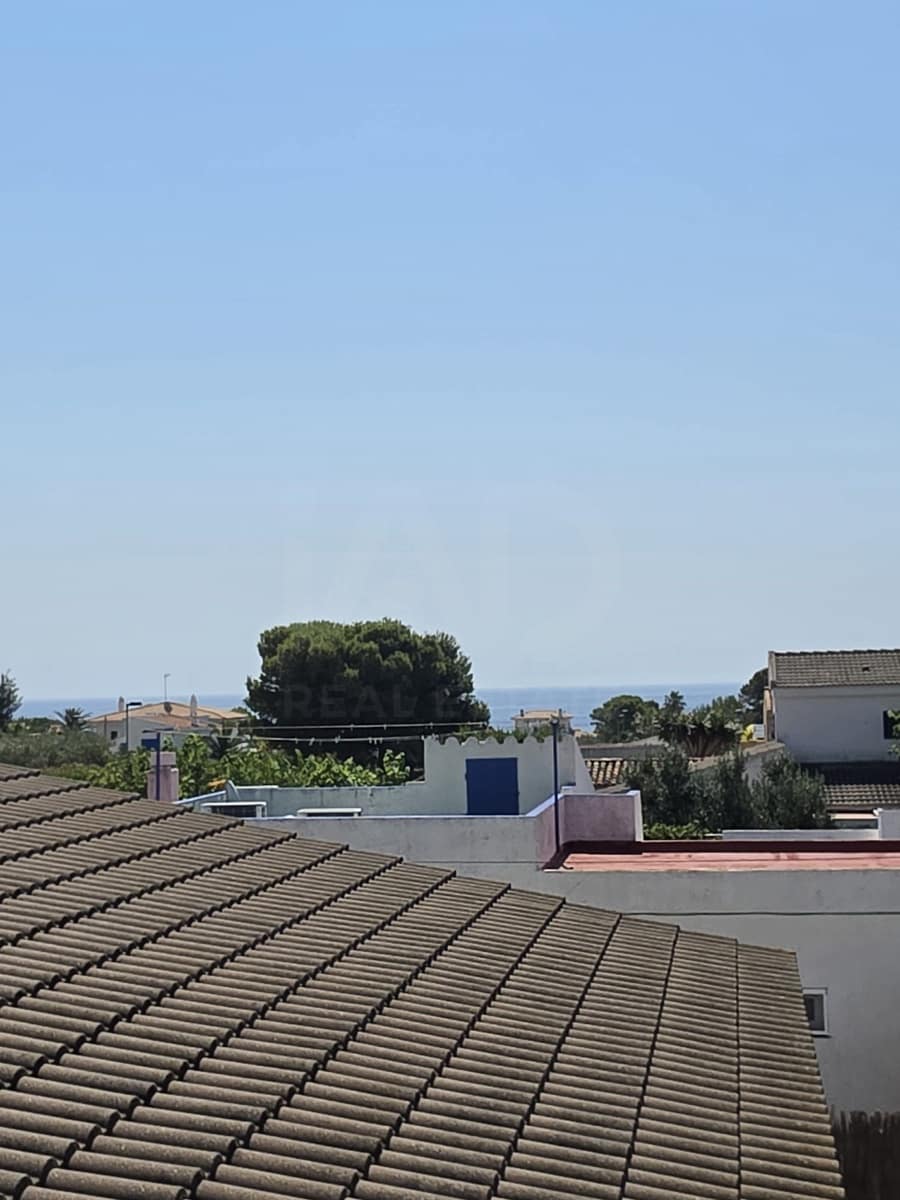4 soverom Villa til salgs i Calafat med garasje - € 420 000 (Ref: 9991157)