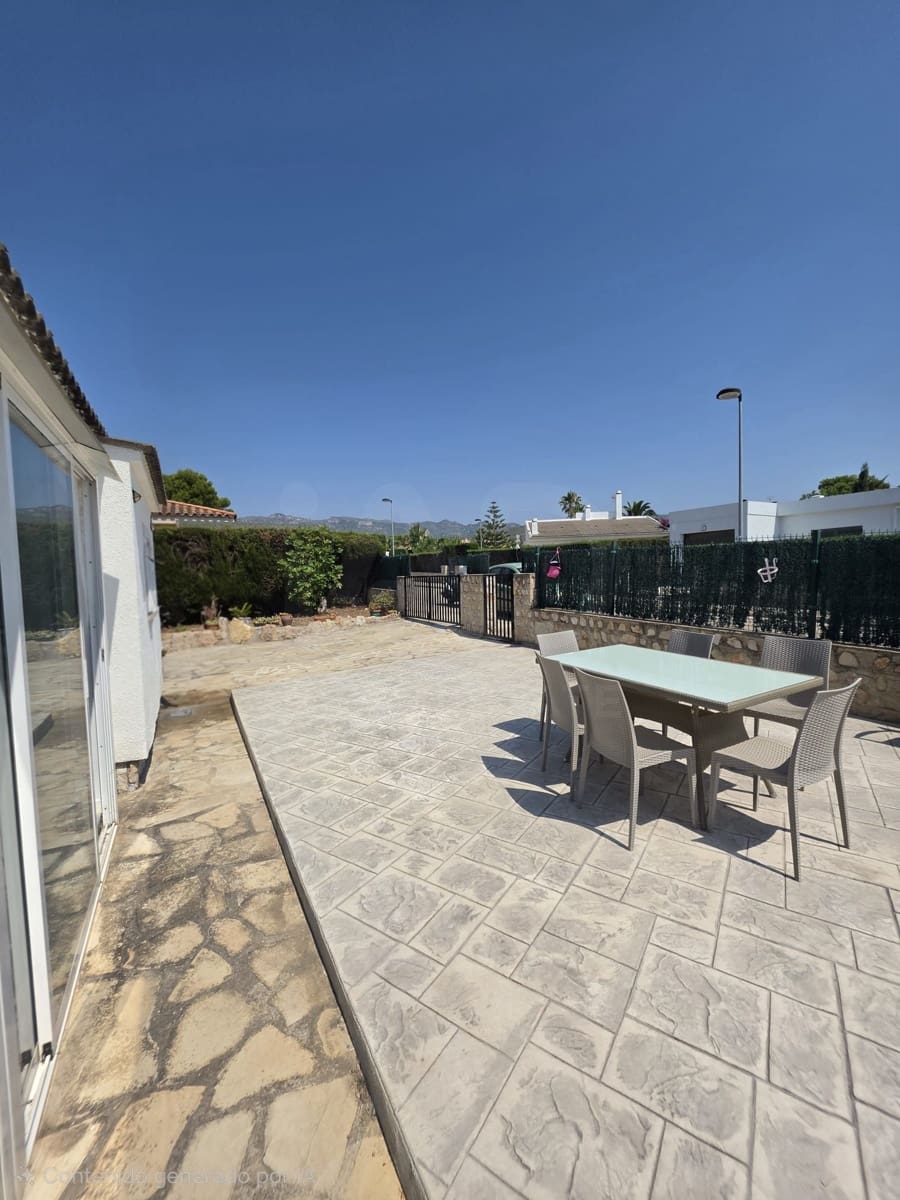 4 soverom Villa til salgs i Calafat med garasje - € 420 000 (Ref: 9991157)