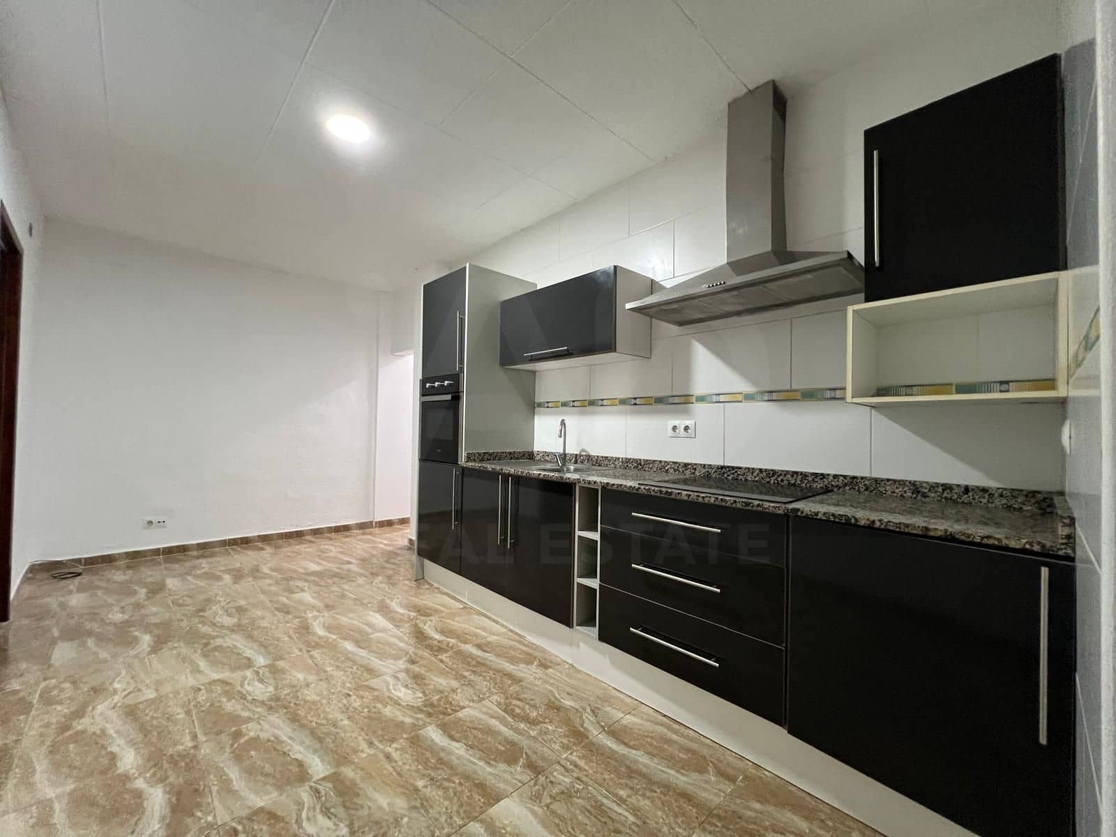 3 camera da letto Appartamento in vendita in Tarragona citta con garage - 120.000 € (Rif: 9991165)
