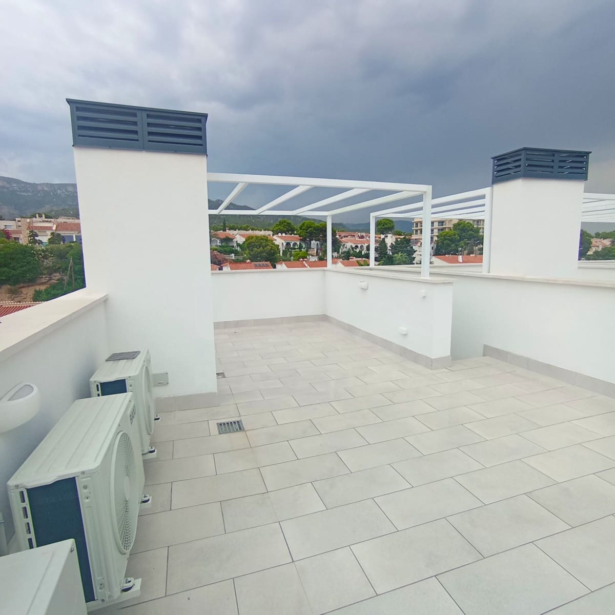 3 bedroom Terraced Villa for sale in Tarragona city with pool garage - € 495,000 (Ref: 9991169)