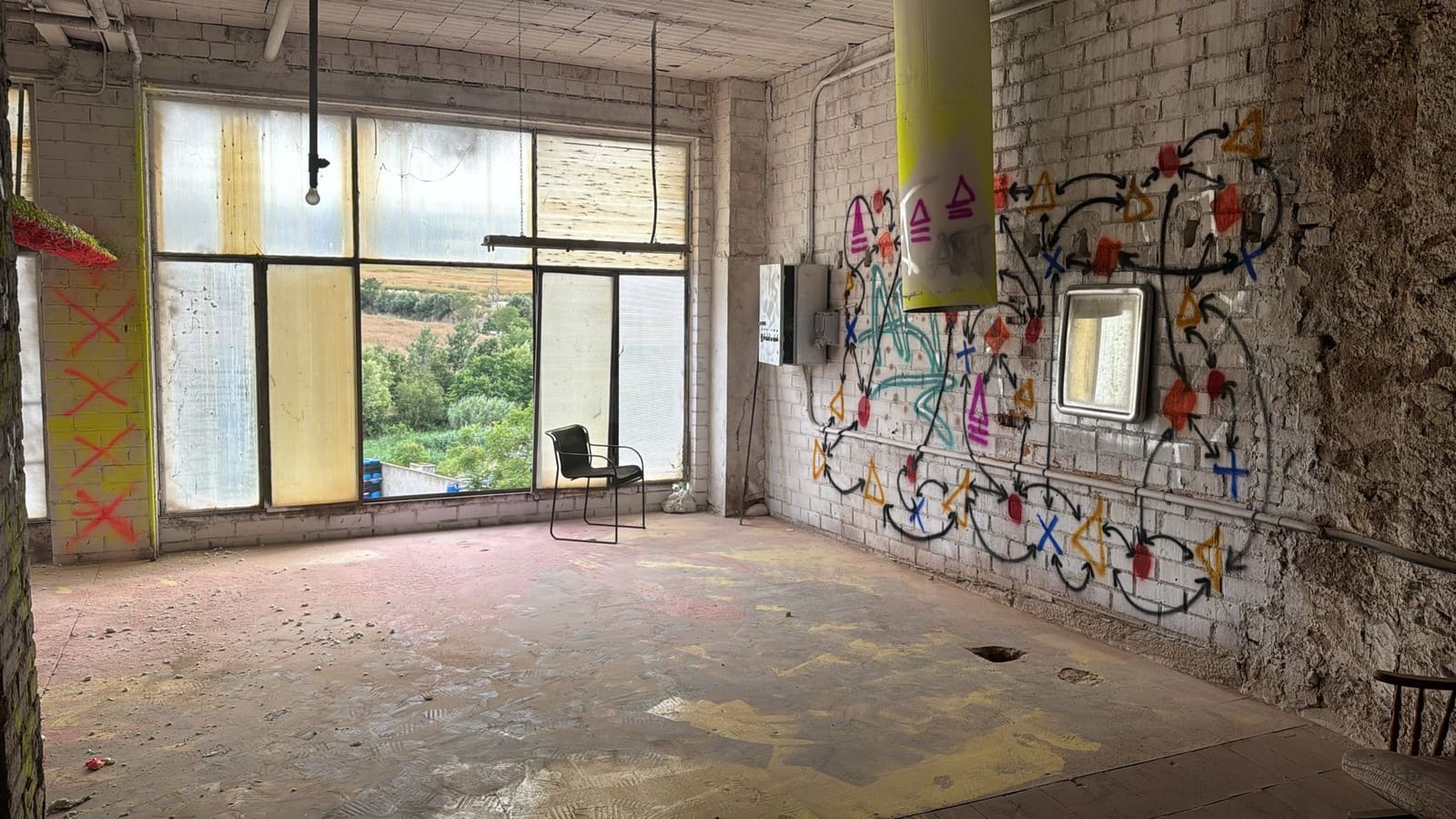 Erhverv til salg i Barcelona by - € 320.000 (Ref: 9991172)