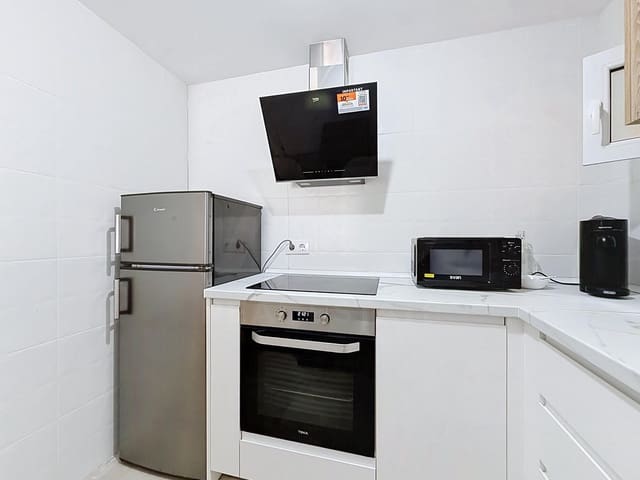 Apartamento de 3 habitaciones en Cubelles en venta con garaje - 240.000 € (Ref: 9991177)