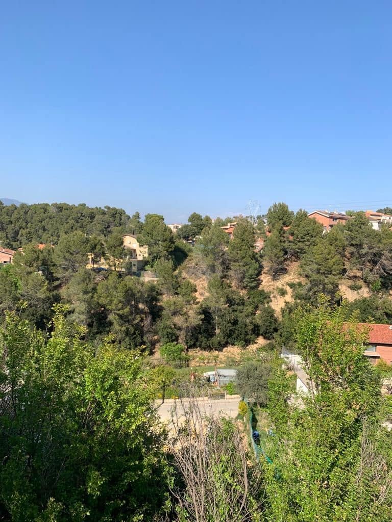 Byggetomt til salgs i Barcelona by - € 48 000 (Ref: 9991179)