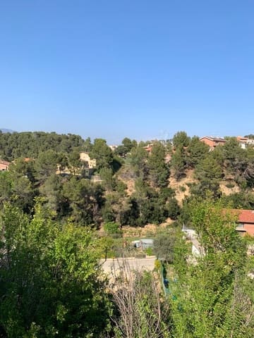 Byggetomt til salgs i Barcelona by - € 48 000 (Ref: 9991179)