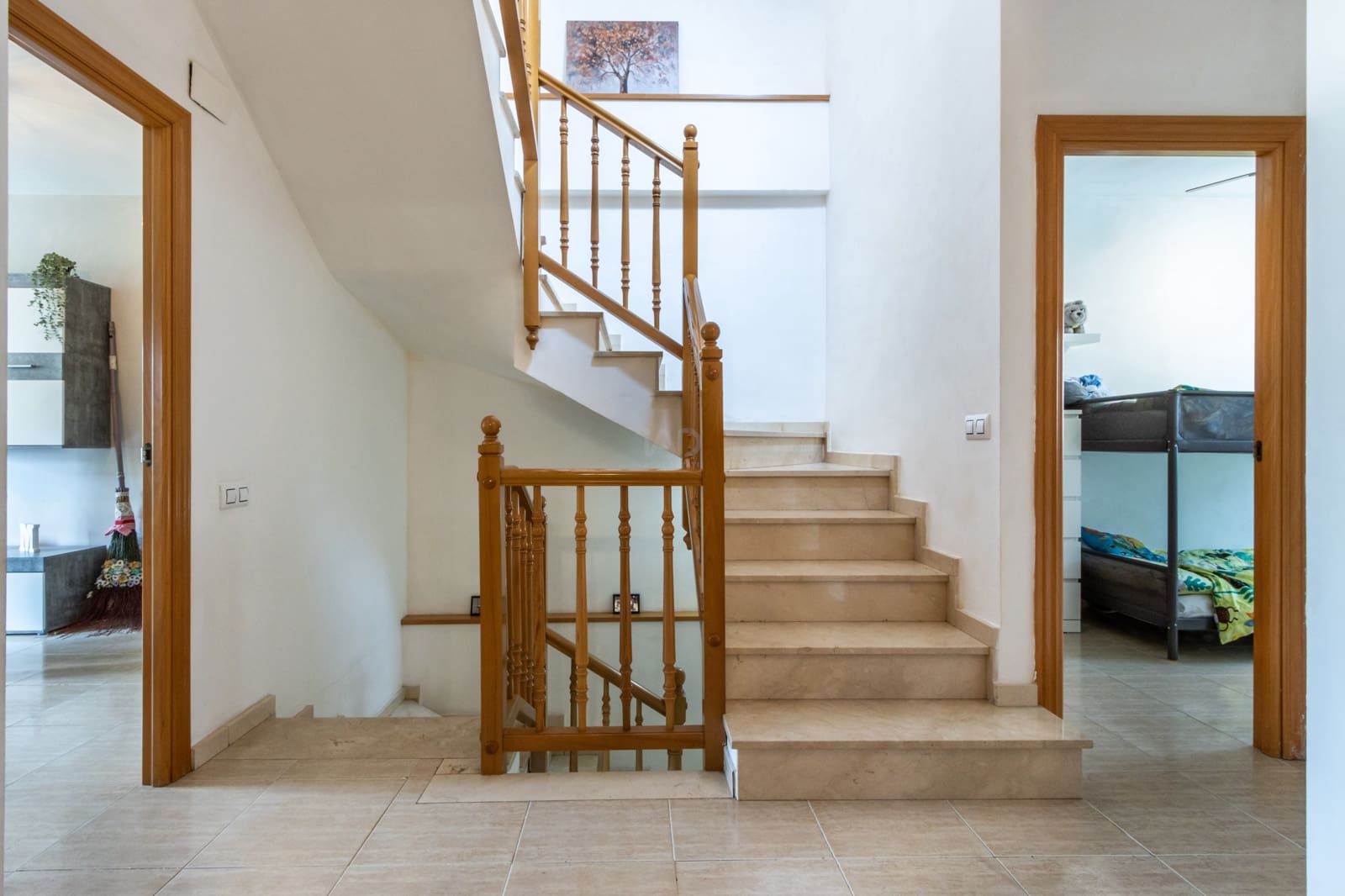 4 makuuhuone Rivitalo myytävänä paikassa Barcelona kaupunki mukana 
autotalli - 319 000 € (Ref: 9991180)