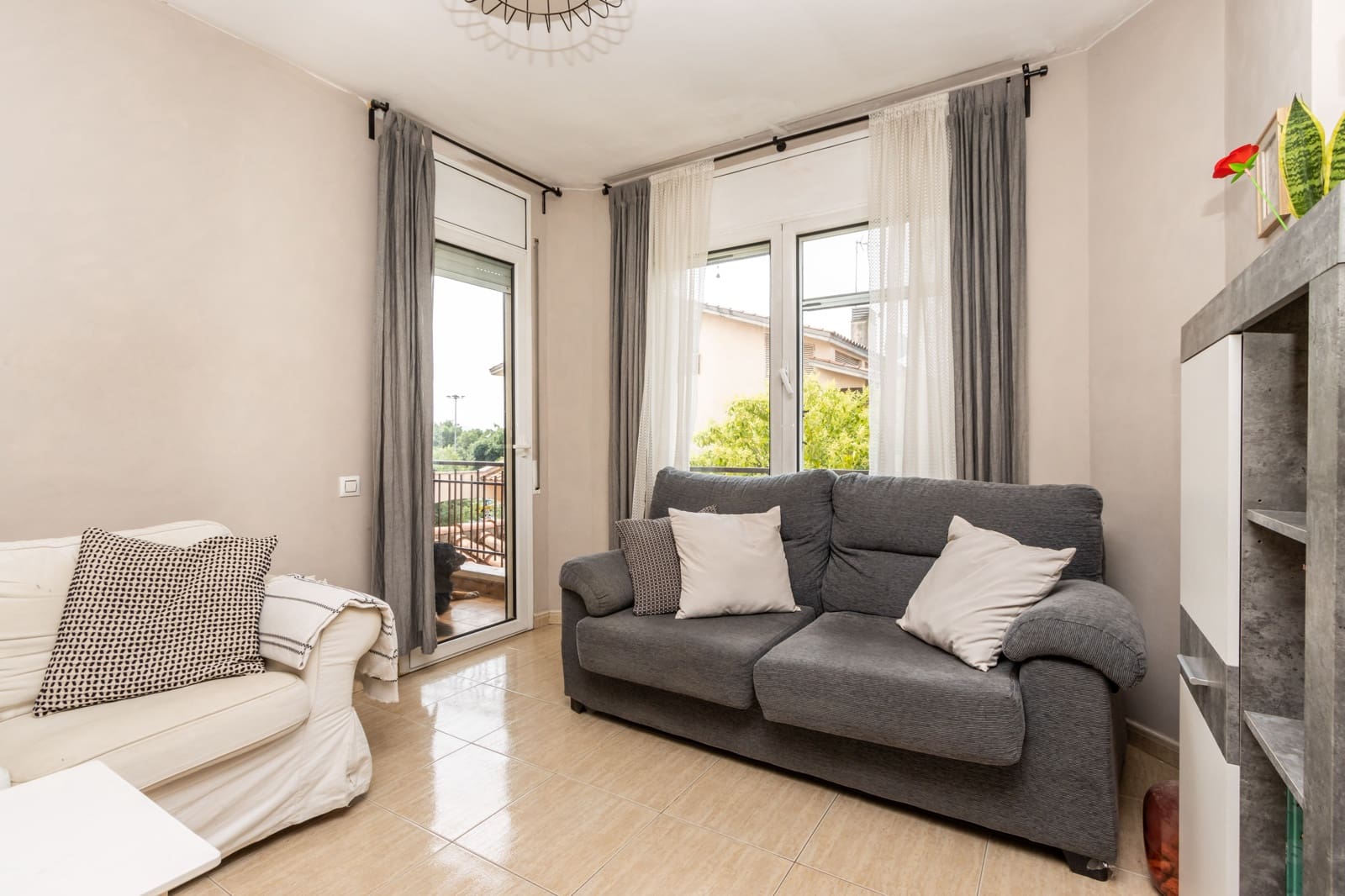 4 makuuhuone Rivitalo myytävänä paikassa Barcelona kaupunki mukana 
autotalli - 319 000 € (Ref: 9991180)