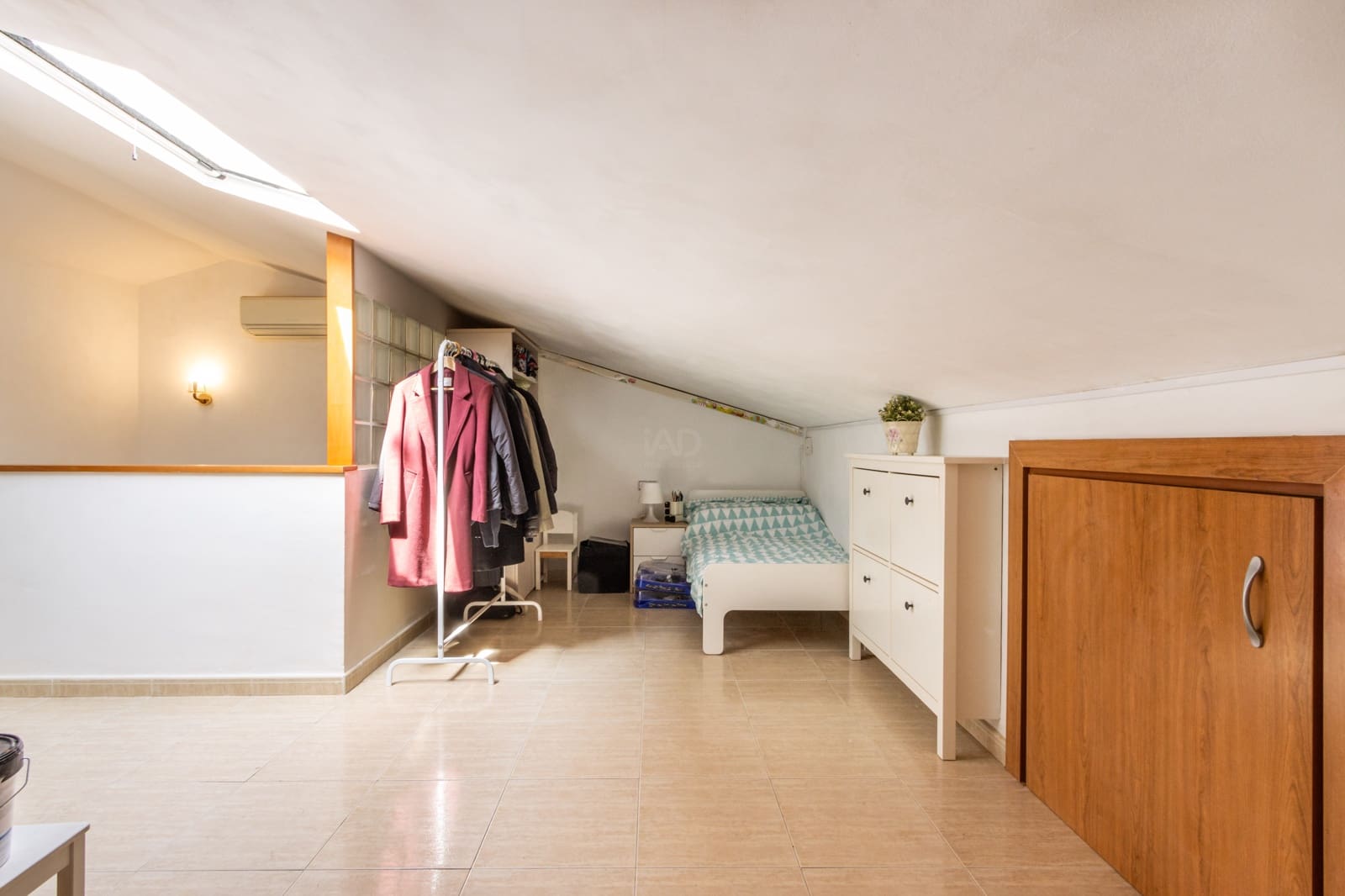 4 makuuhuone Rivitalo myytävänä paikassa Barcelona kaupunki mukana 
autotalli - 319 000 € (Ref: 9991180)