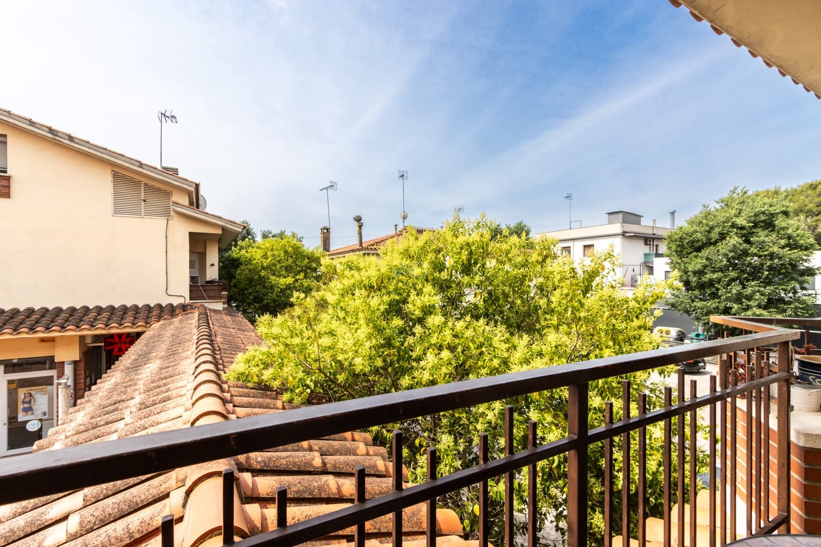 4 makuuhuone Rivitalo myytävänä paikassa Barcelona kaupunki mukana 
autotalli - 319 000 € (Ref: 9991180)