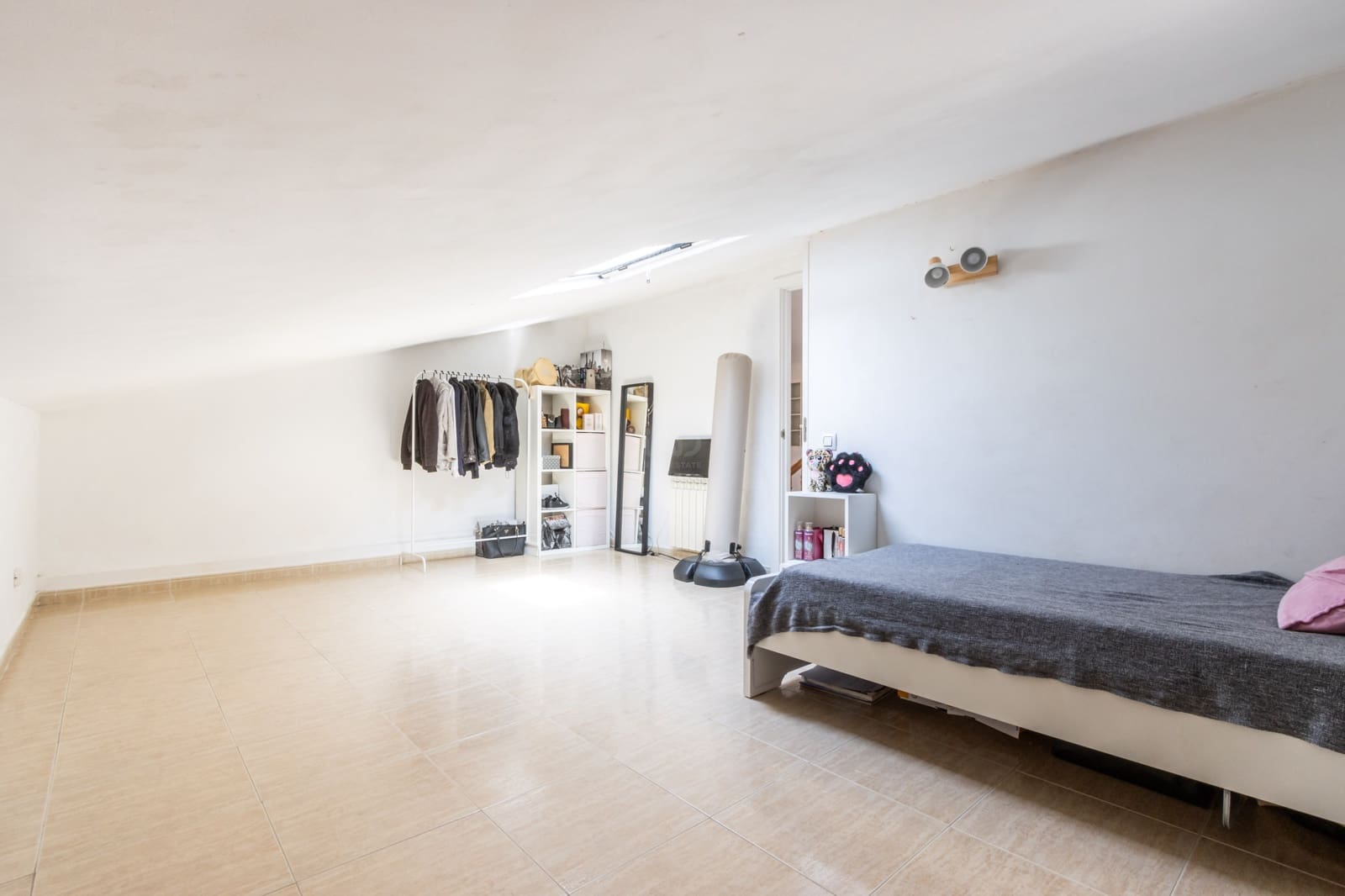 4 makuuhuone Rivitalo myytävänä paikassa Barcelona kaupunki mukana 
autotalli - 319 000 € (Ref: 9991180)