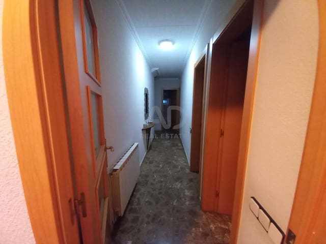 8 sypialnia Dom na sprzedaż w Terrassa z garażem - 519 000 € (Ref: 9991181)
