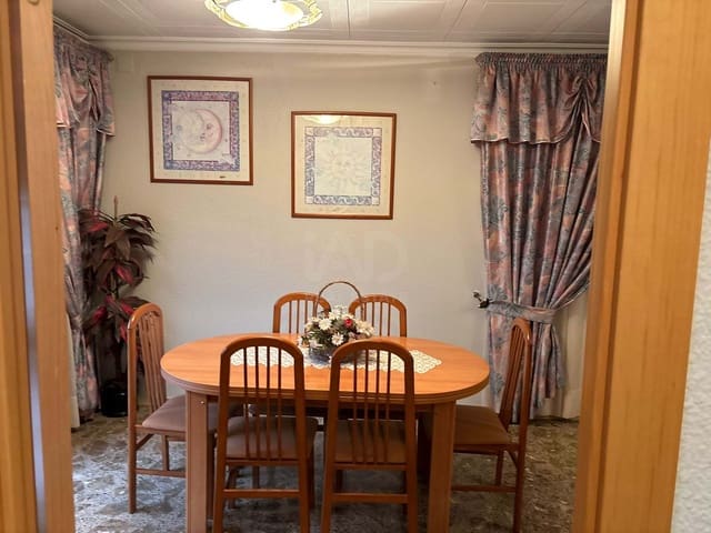 8 sypialnia Dom na sprzedaż w Terrassa z garażem - 519 000 € (Ref: 9991181)