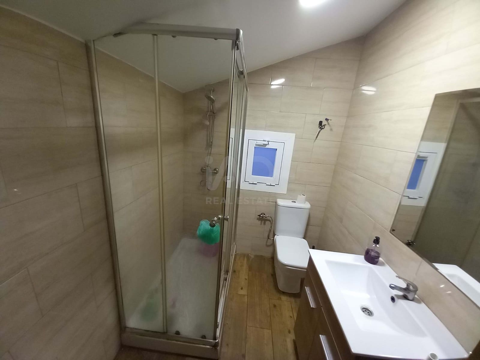 8 sypialnia Dom na sprzedaż w Terrassa z garażem - 519 000 € (Ref: 9991181)