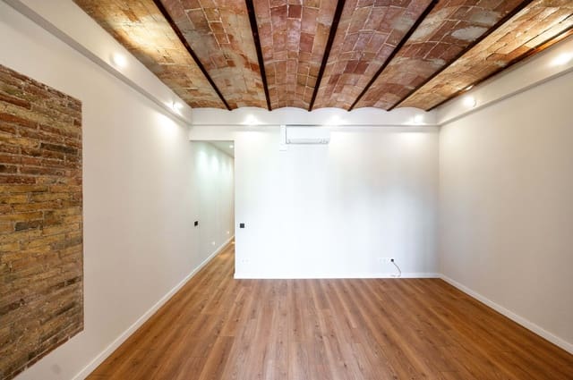 3 slaapkamer Appartement te koop in La Nova Esquerra de L'Eixample, Barcelona stad - € 715.000 (Ref: 9991182)