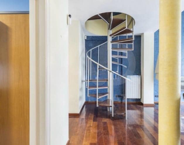 2 soveværelse Penthouse til salg i Barcelona by med garage - € 850.000 (Ref: 9991183)