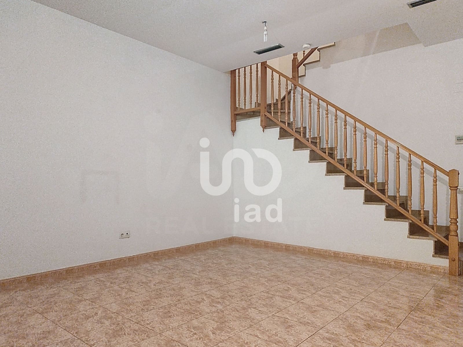 2 slaapkamer Appartement te koop in Barcelona stad - € 335.000 (Ref: 9991184)